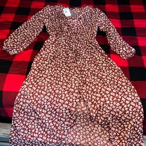 Floral long sleeve maxi dress with front slit